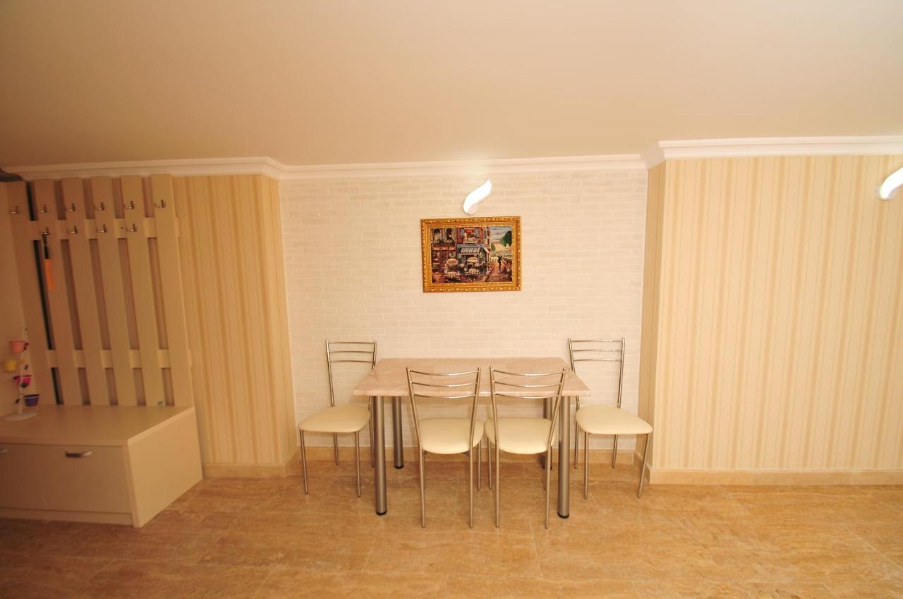 Orbi Apart Hotel In Front Of Aquapark Batumi Ngoại thất bức ảnh
