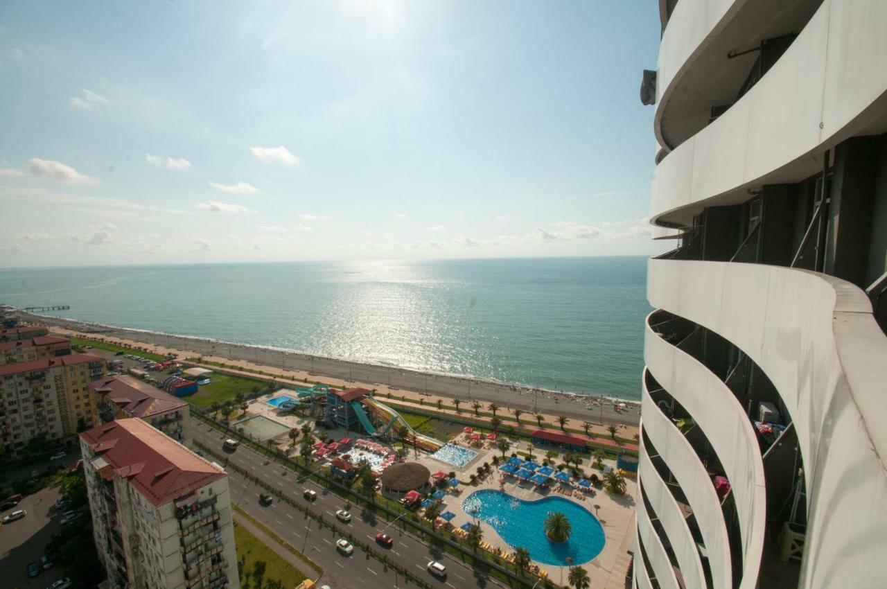 Orbi Apart Hotel In Front Of Aquapark Batumi Ngoại thất bức ảnh