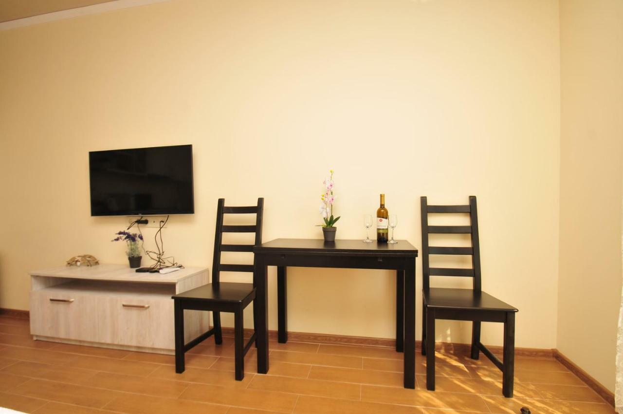 Orbi Apart Hotel In Front Of Aquapark Batumi Ngoại thất bức ảnh