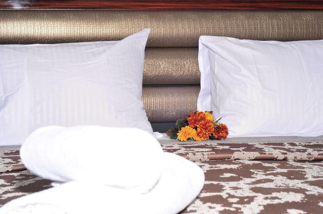 Orbi Apart Hotel In Front Of Aquapark Batumi Ngoại thất bức ảnh